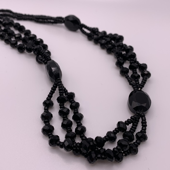 💰2/$40💰Vintage Black Glass Beads Necklace & Earrings Set - Picture 6 of 6